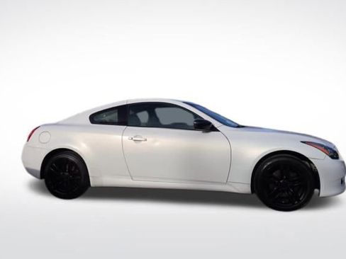 Used 2009 INFINITI G37 x w/ Premium Pkg image 9