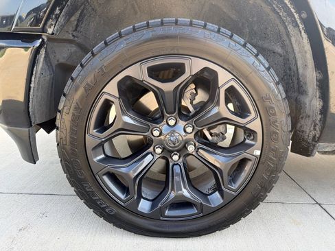 Used 2022 RAM 1500 Limited AWD/4WD image 10