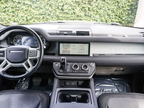 Used 2023 Land Rover Defender 110 X-Dynamic SE AWD/4WD image 12