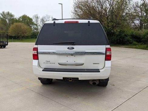 Used 2016 Ford Expedition Platinum AWD/4WD image 4