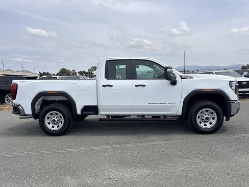 New 2026 GMC Sierra 2500 Pro w/ 1SA Pro Safety Plus Package AWD/4WD image 3