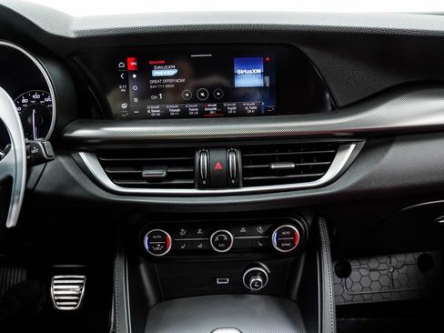 Used 2023 Alfa Romeo Stelvio Veloce image 26