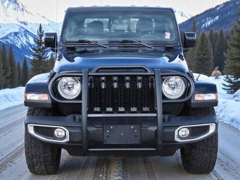 Used 2023 Jeep Gladiator Overland w/ Popular Equipment Package image 9