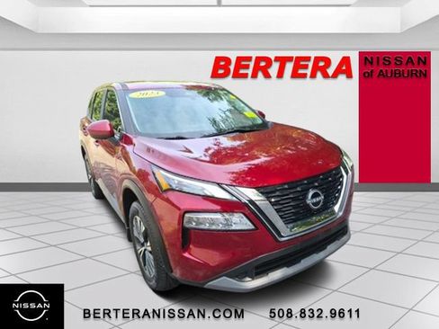 Used 2023 Nissan Rogue SV AWD/4WD image 4