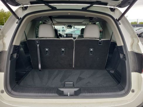Used 2023 Honda Pilot Elite image 44