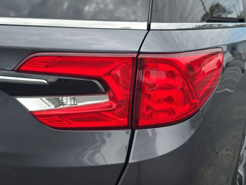 Certified 2023 Honda Odyssey EX-L image 8