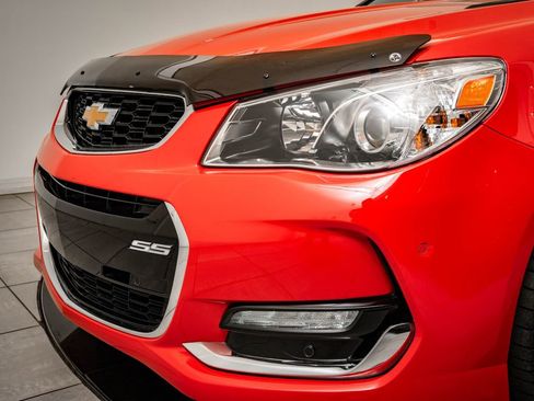 Used 2017 Chevrolet SS RWD image 3
