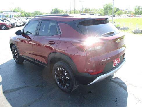 Used 2023 Chevrolet TrailBlazer LT w/ Convenience Package FWD image 8