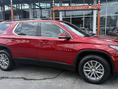 Used 2022 Chevrolet Traverse LT