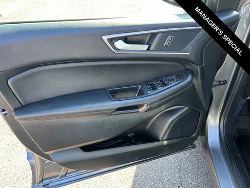 Used 2022 Ford Edge SEL w/ Class II Trailer Tow Package AWD/4WD image 13