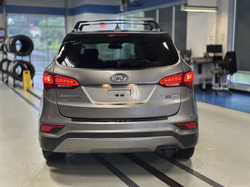 Used 2018 Hyundai Santa Fe Sport AWD/4WD image 7