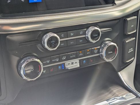 Used 2024 Ford F150 Lariat w/ Tow/Haul Package AWD/4WD image 27