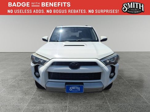 Used 2019 Toyota 4Runner TRD Off-Road Premium AWD/4WD image 9