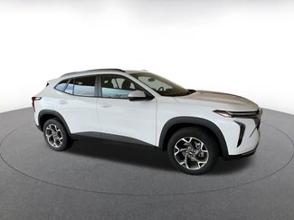 Used 2025 Chevrolet Trax LT video 2