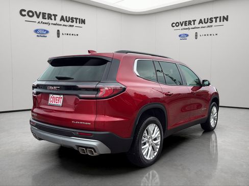 Used 2026 GMC Acadia Elevation w/ Elevation Premium Package FWD image 5