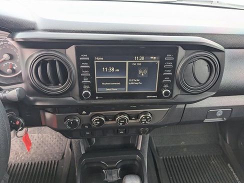 Used 2020 Toyota Tacoma SR image 15