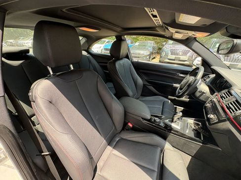 Used 2019 BMW 230i Coupe RWD image 9