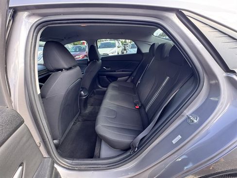 Used 2021 Hyundai Elantra SEL w/ Convenience Package FWD image 25
