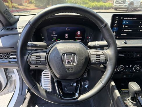 Used 2025 Honda Accord Sport image 16