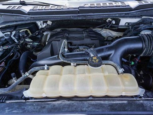 Used 2018 Ford F150 XL w/ Equipment Group 101A Mid AWD/4WD image 25
