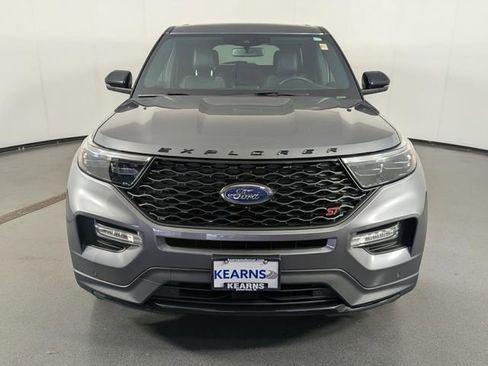 Used 2022 Ford Explorer ST AWD/4WD image 3