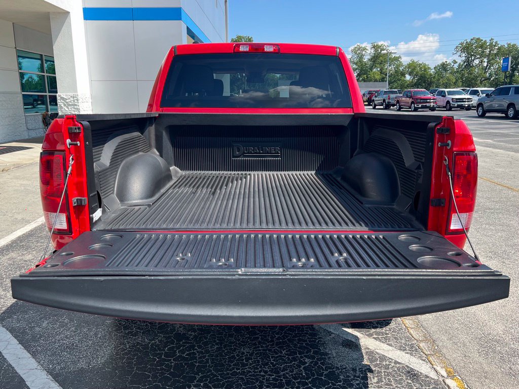 Used 2022 RAM 1500 Classic SLT AWD/4WD image 8