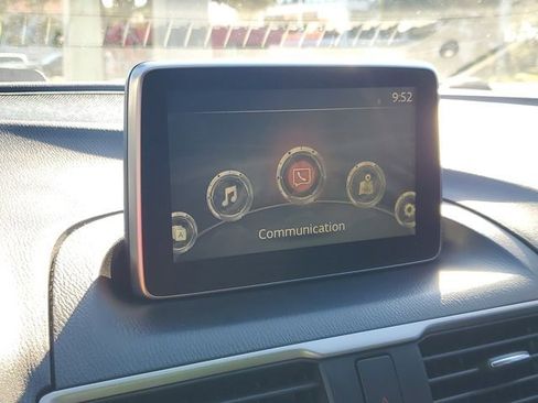 Used 2016 MAZDA MAZDA3 i Sport w/ Preferred Equipment Package image 20