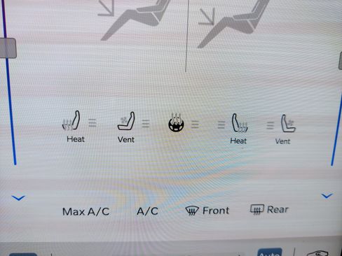 Used 2025 RAM 3500 Limited image 39