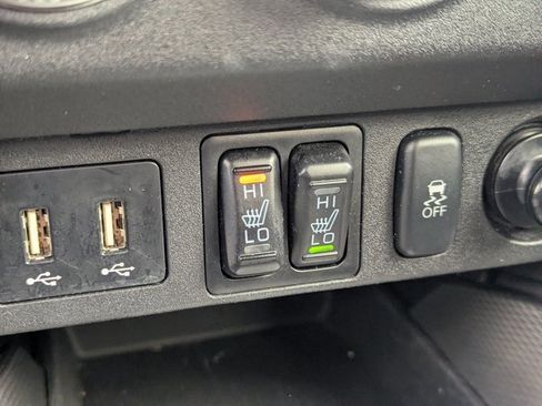 Used 2024 Mitsubishi Outlander Sport SE image 16