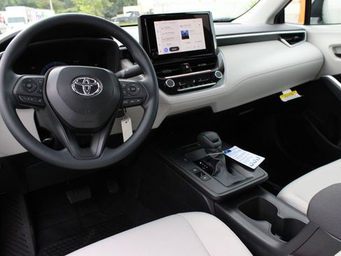 New 2026 Toyota Corolla Cross L AWD/4WD image 21