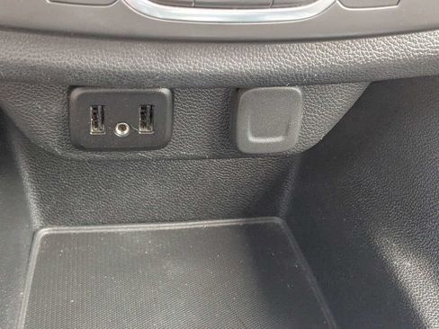 Used 2019 Chevrolet Traverse LS FWD image 24