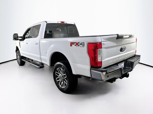 Used 2019 Ford F250 Lariat w/ Lariat Value Package image 7