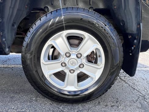 Used 2017 Toyota Tundra SR5 AWD/4WD image 20