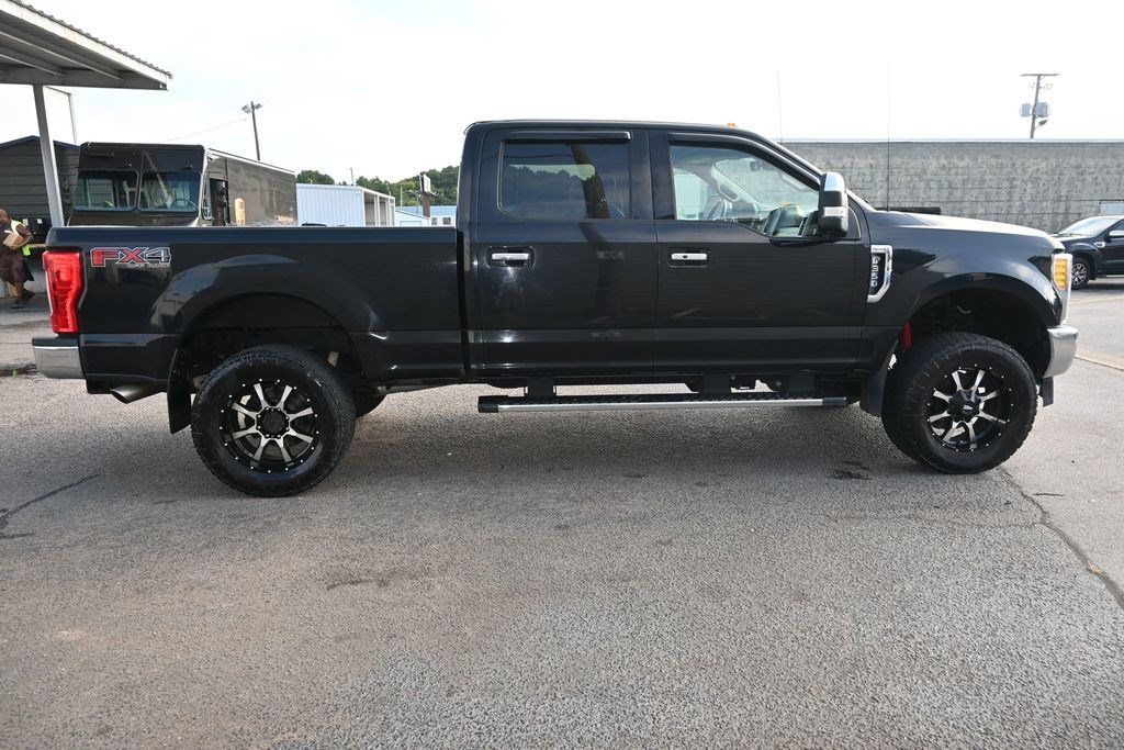 Used 2017 Ford F350 Lariat AWD/4WD image 48