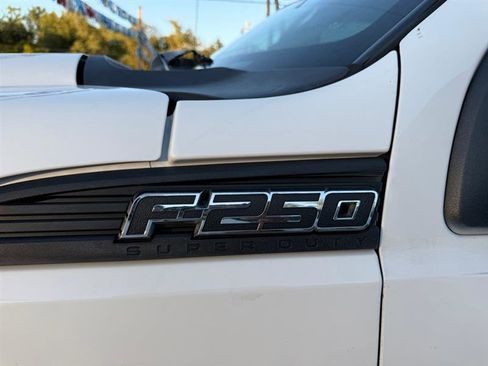 Used 2016 Ford F250 XL image 32