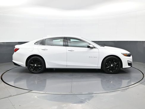 Used 2020 Chevrolet Malibu LT FWD image 4