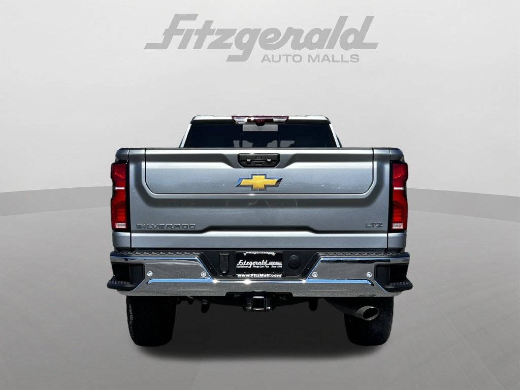 Used 2025 Chevrolet Silverado 3500 LTZ w/ LTZ Premium Texas Edition AWD/4WD image 6