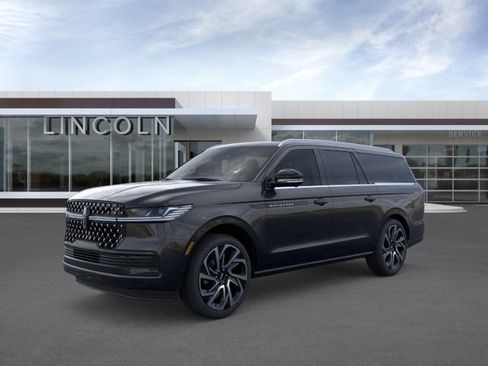 New 2026 Lincoln Navigator L Black Label AWD/4WD image 1