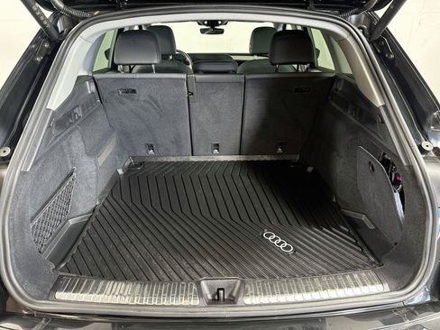 Used 2025 Audi Q5 Premium Plus w/ Premium Plus AWD/4WD image 26