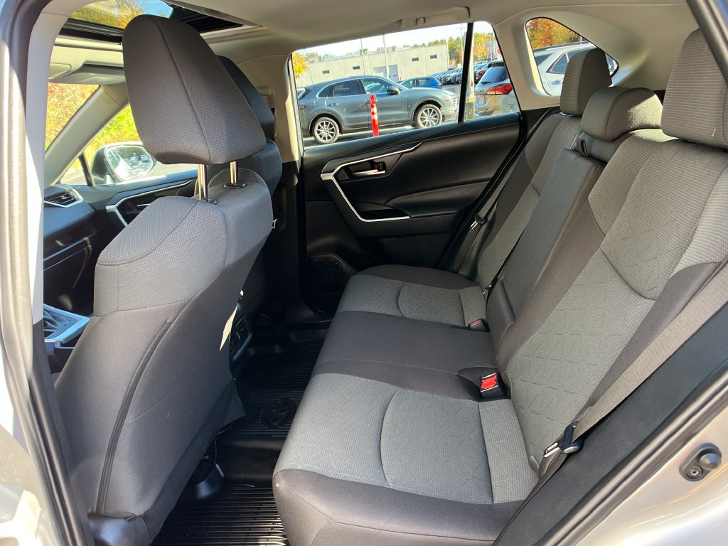 Used 2024 Toyota RAV4 XLE w/ Convenience Package AWD/4WD image 22