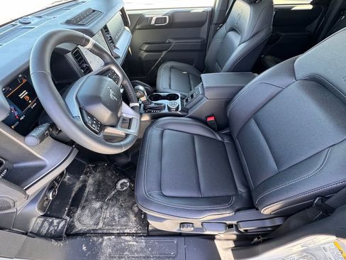 New 2026 Ford Bronco Badlands image 16