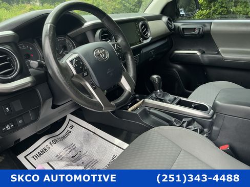 Used 2020 Toyota Tacoma SR5 RWD image 20