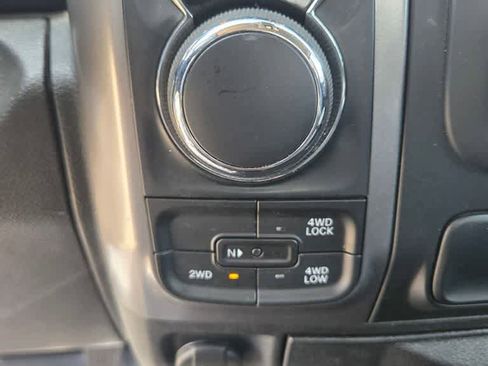 Used 2024 RAM 1500 Classic SLT AWD/4WD image 14