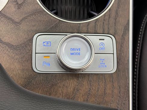 Used 2025 Genesis GV80 2.5T Advanced image 36