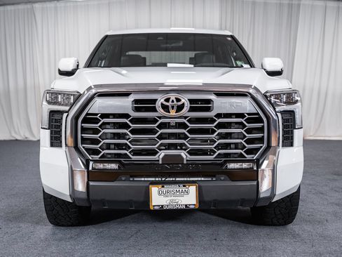 Used 2024 Toyota Tundra Platinum AWD/4WD image 2