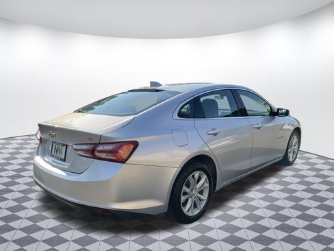 Used 2020 Chevrolet Malibu LT FWD image 3