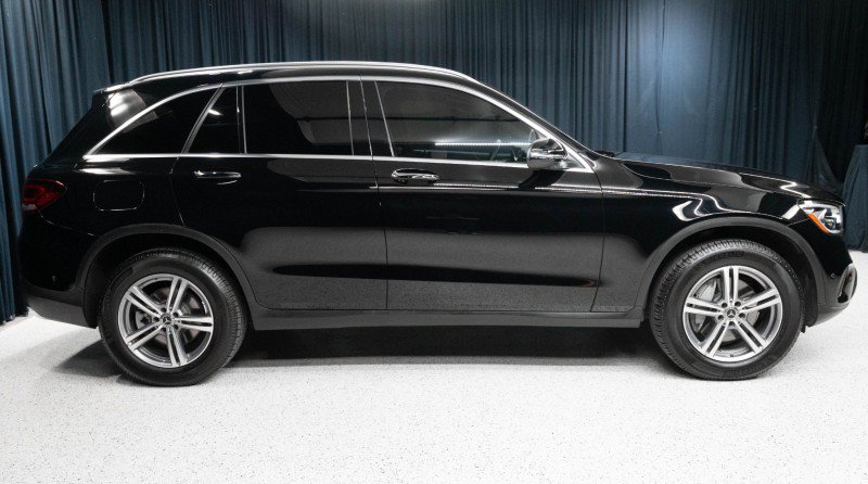 Certified 2022 Mercedes-Benz GLC 300 4MATIC image 4