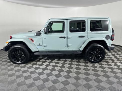 Certified 2024 Jeep Wrangler Unlimited Sahara w/ Safety Group AWD/4WD image 4