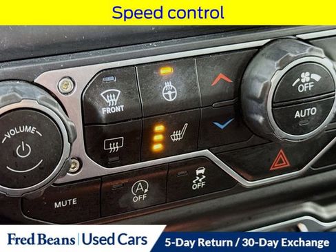 Used 2022 Jeep Wrangler Unlimited Sahara w/ Cold Weather Group image 25