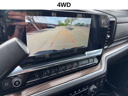 Used 2025 Chevrolet Silverado 2500 LT w/ Convenience Package image 12